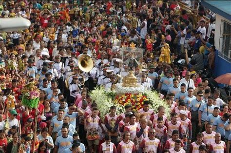 Devotees hold procession of Sto. Niño de Tondo image on eve of feast ...