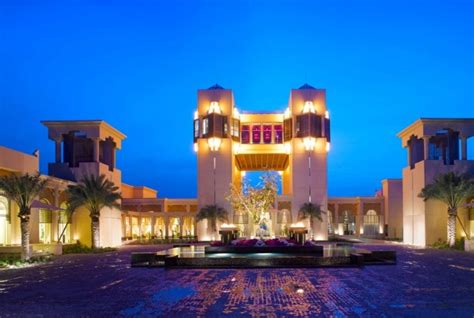 8 Fabulous Luxury Hotels In Bahrain | TraveltourXP.com