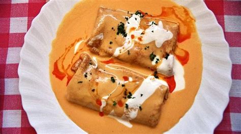 Hungarian Recipe Of The Week: Hortobágyi Palacsinta (Stuffed Crepes ...