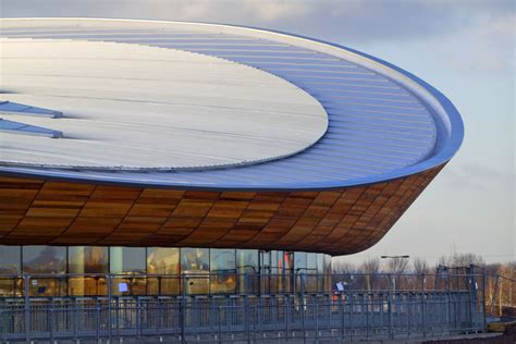 London 2012 Velodrome / Hopkins Architects | ArchDaily