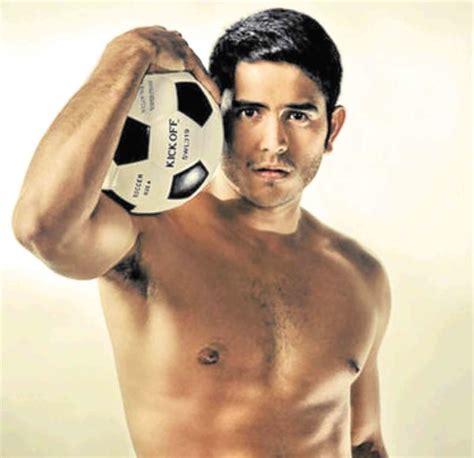 Gerald Anderson defines sexy | Inquirer Entertainment