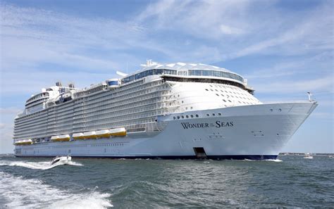 Royal Caribbean ships by size | Royal Caribbean Blog