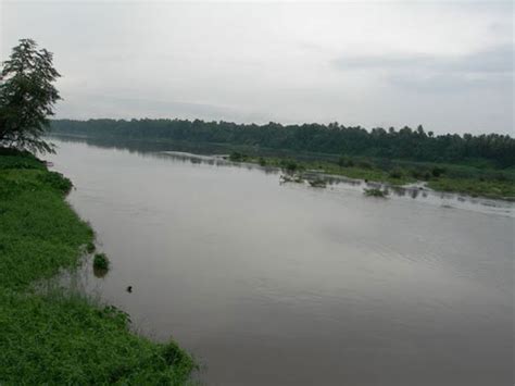 Purna River is located in the district of Amaravati in Maharashtra ...