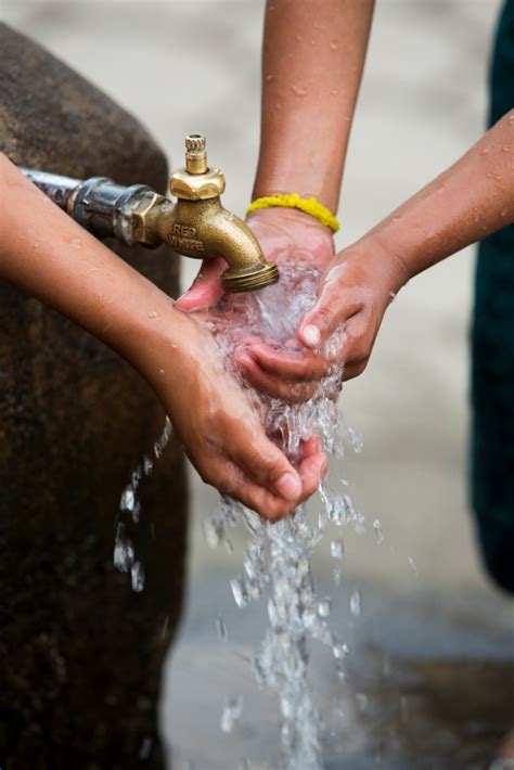 Be an advocate of Rotary’s water, sanitation, and hygiene (WASH) programs – Service in Action