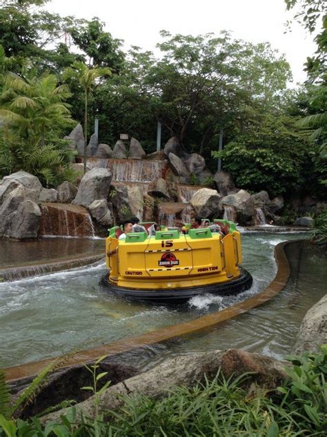 Jurassic Park Rapids Adventure, Singapore Universal Studios | Universal ...