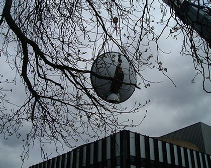 Anish Kapoor: Sky Mirror