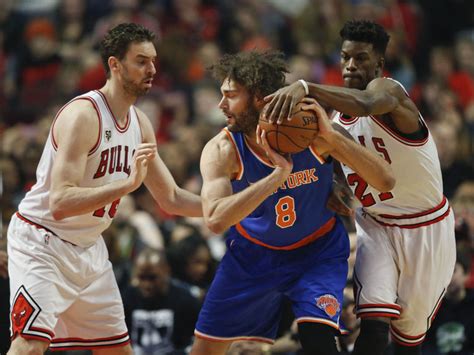 Knicks score franchise-low 8 fourth-quarter points in blowout loss to Bulls | theScore.com