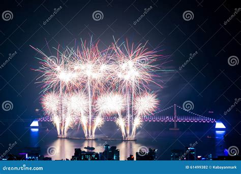 Busan Fireworks 2015 Gwangan Diamond Bridge Stock Photo - Image of famous, color: 61499382