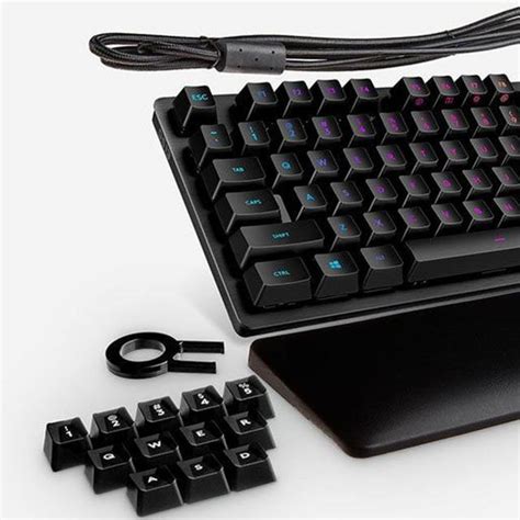 Геймърска механична клавиатура Logitech, G513 Carbon RGB, GX Brown ...