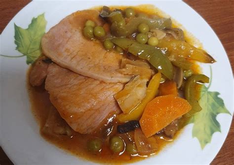 Filetes de lomo de cerdo con verduras Receta de Selena Grimes Rodriguez- Cookpad