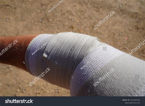 Elbow Support Brace Tendonitis Joint Pain Stock Photo 2210541187 ...