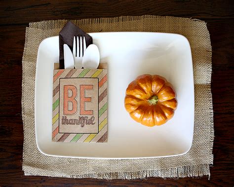 Thanksgiving Table Decor