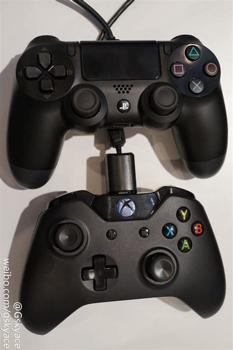 Xbox One, Playstation 4 Controller Size Comparison : r/gaming