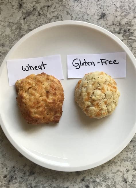 Red Lobster Gluten-Free Cheddar Bay Biscuit Mix Review_Side by Side - Gluten-Free Baking