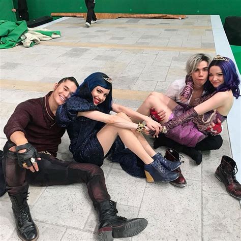 'Descendants' Cast Shares Behind-the-Scenes Photos of Cameron Boyce ...