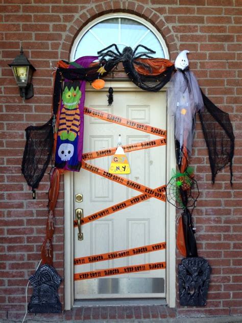 Decoraciones de Halloween para la puerta de casa