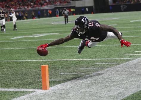 Julio Jones catches 2 long TD passes, sets NFL record in first half ...