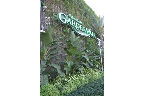 Anaheim GardenWalk Brings Lush Green Facades to Southern California