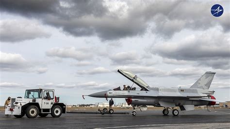 First F-16 Block 70 Emerges From Lockheed Martin’s New Factory—128 More on Order | Air & Space ...