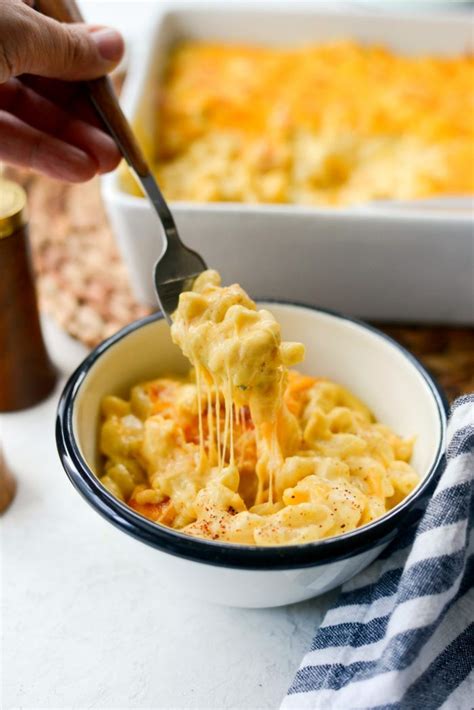 Easy Baked Mac and Cheese - Simply Scratch