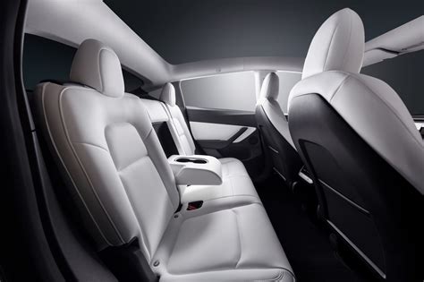 Tesla Model 3 2024 Interior Back Seat - Amata Tallie