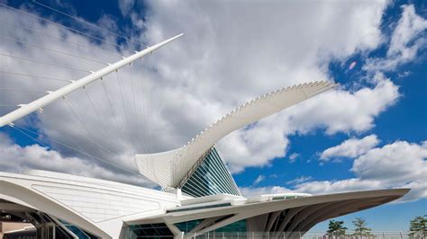 Milwaukee Art Museum – Museum Review | Condé Nast Traveler