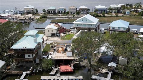 Tropical Storm Idalia causes 'severe damage' and catastrophic flooding ...