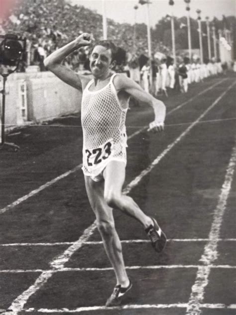 How Ron Hill ate his way into marathon-running history