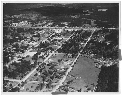 [Aerial View of Vidor, Texas] - The Portal to Texas History