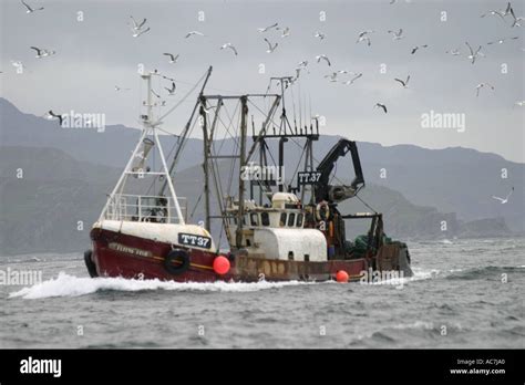 A fishing trawler operating off the West Coast of Scotland Stock Photo - Alamy