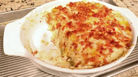 Cheesy Bacon Scalloped Potatoes - Chef Lorious