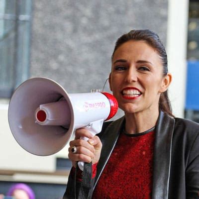 Jacinda Ardern - Biography, quotes | Biography Online