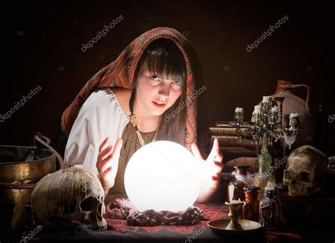 Fortune-teller predicting the future — Stock Photo © Klanneke #12872544