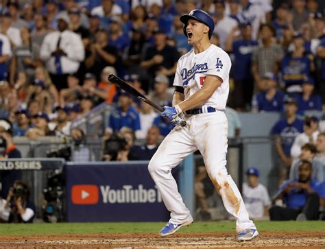 WATCH: Corey Seager puts Dodgers ahead with 2-run HR – Daily News