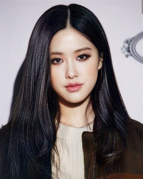 Rosé pics on Twitter | Selebritas, Aktris, Artis