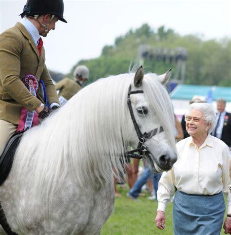 Queen Elizabeth II at the Royal Windsor Horse Show 17th May 2014| Royalista | Queen elizabeth ...