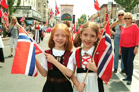 Revving up for 64th annual Norwegian American Parade - The Brooklyn Home Reporter