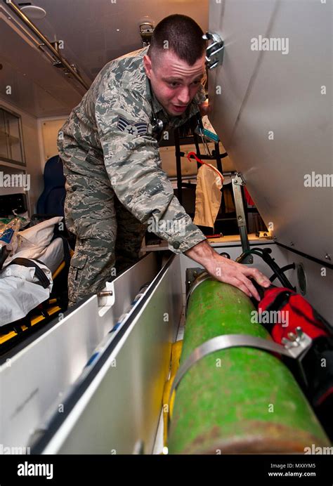 Oxygen tanks ambulance hi-res stock photography and images - Alamy