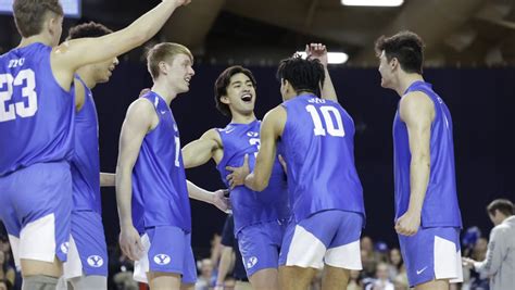 BYU volleyball remains hot, bests USC for fifth consecutive win