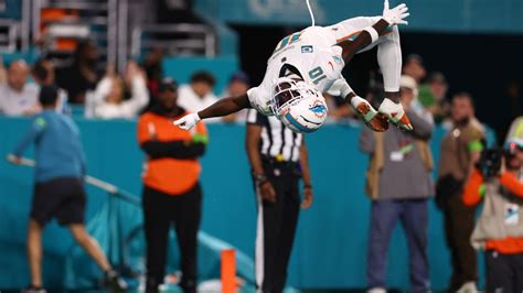 Dolphins WR Tyreek Hill named 2023 First-team All-Pro