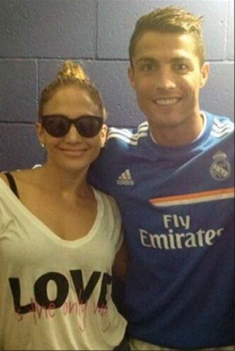 Cristiano Ronaldo y JLo cantan “Don’t You Need Somebody” – Publimetro México