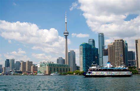 Boat Cruises in Toronto 2025 - Rove.me