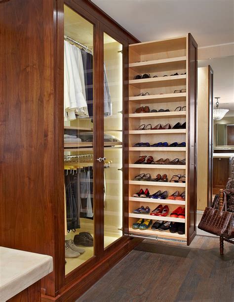 Gorgeous 20+ Space Saving Shoe Rack Ideas https://pinarchitecture.com/20-space-saving-shoe-rack ...