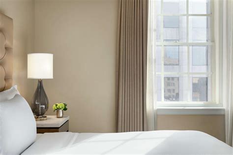 Hilton New Orleans St Charles Avenue Hotel in New Orleans (LA) - Room Deals, Photos & Reviews