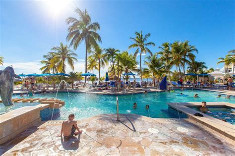 The 9 Most Beautiful Florida Keys Resorts (2019) | Oyster.com | Florida keys vacation resorts ...