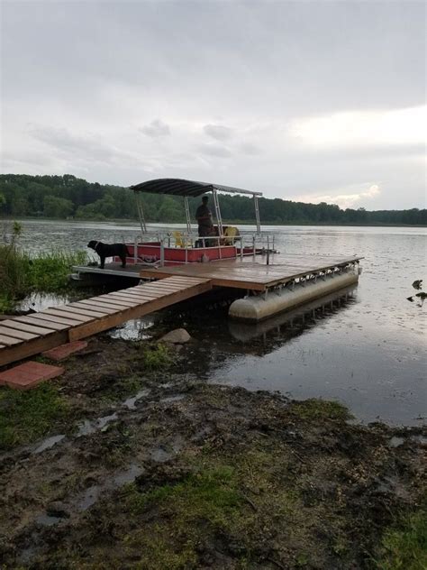 Frame of our old pontoon turned into floating dock. | Pontoon dock ...