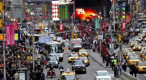 Times Square, 2000s | I love nyc, Times square, Cityscape