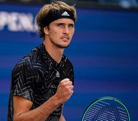 Alexander Zverev Survives Late Sinner Comeback To Reach US Open Quarters - UBITENNIS