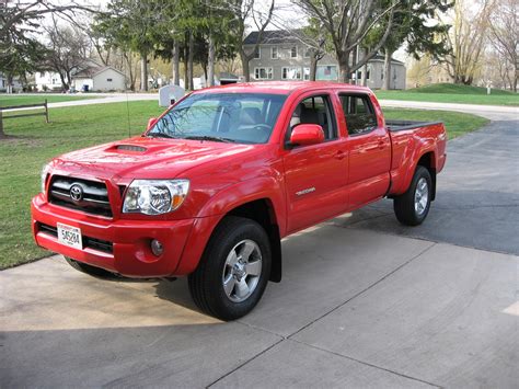 2007 Toyota Tacoma Test Drive Review - CarGurus.ca