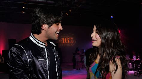 Miranda Cosgrove and Josh Peck Had a Mini "Drake and Josh" Reunion ...